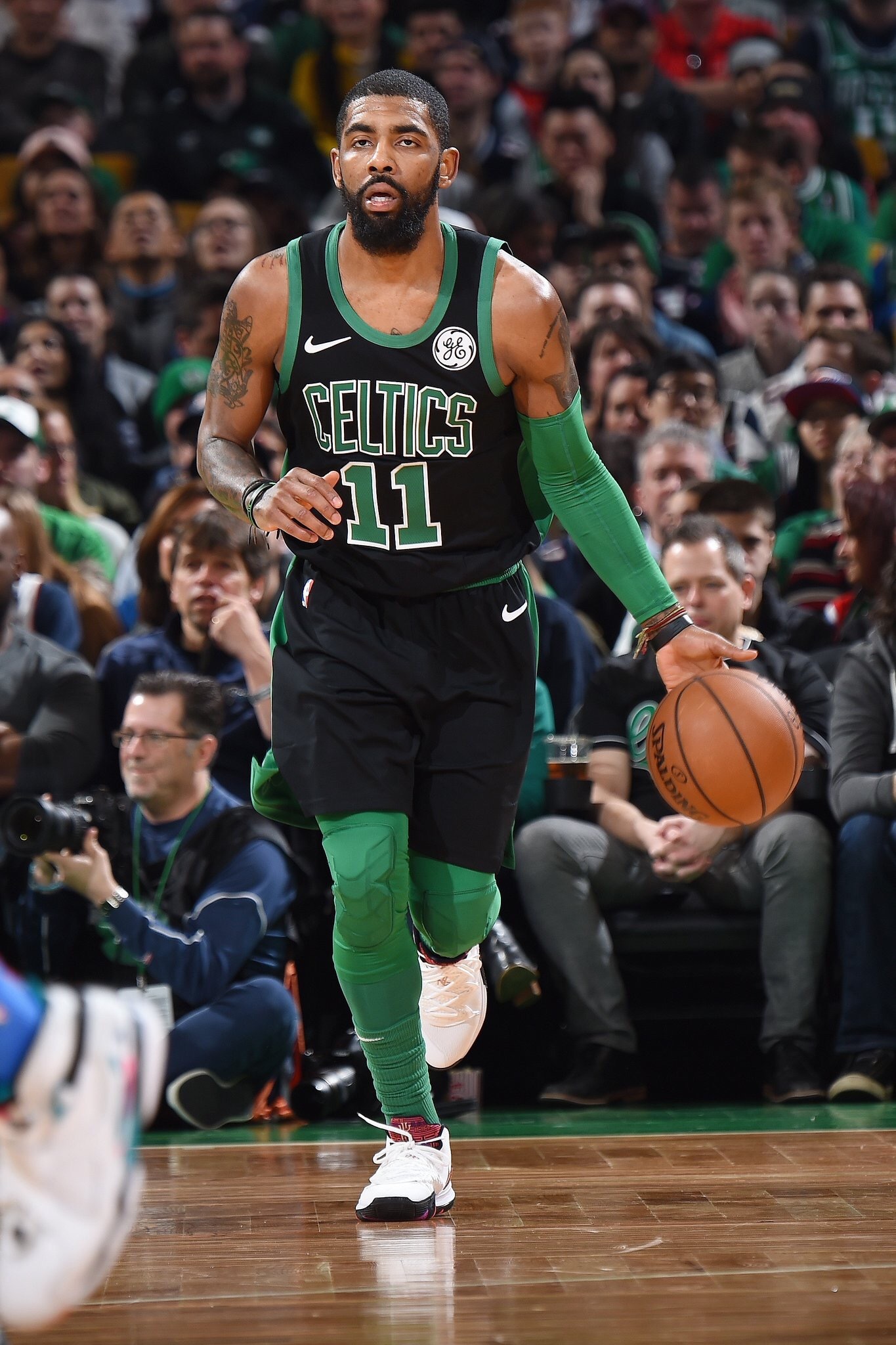 后撤三分 后撤三分