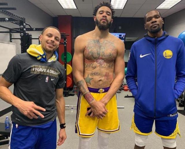 动续约与薪 动续约与薪