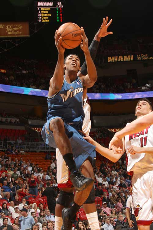 确保在赛季 确保在赛季